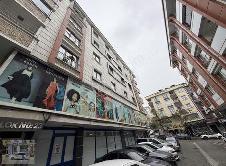 Ufuk Caddesinde 2+1 Ebeveyn Banyolu Geniş Daire