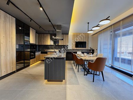 Site İçerisinde Bulvar Üzerinde 4+1 Süper Lüks Sıfır Daire !!!