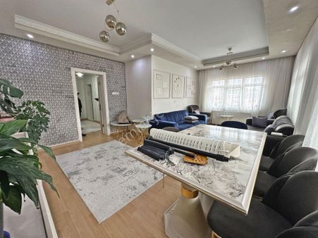 Tıp Fakültesi Cadde Yakınında Katta Ön Cephe Bağımsız Full Yapılı 3+1 Satılık Daire