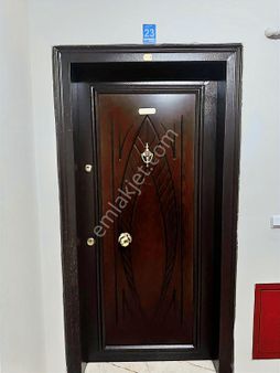 Barış Caddesi Üzeri Satılık 4+1 Süper Konum