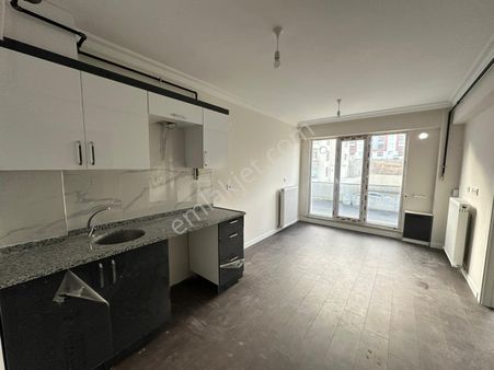 Kuzeykentte Satılık 1+1 Fırsat Daire