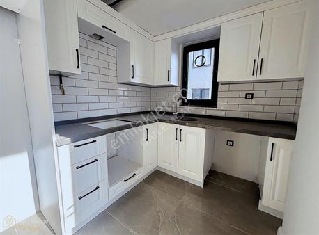 Samsun Atakum Pelitkoyde Bulvara 2.bina 3.kat Ayarinda 1+1