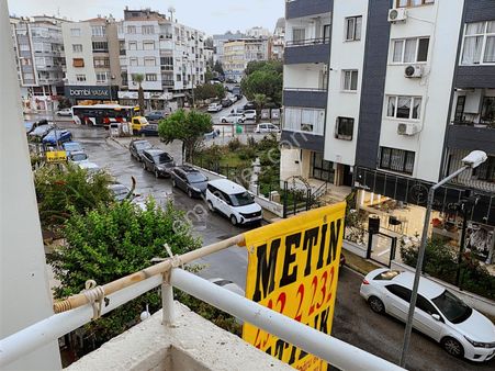Metro Okullar Cadde Yakını Bakımlı Arakat