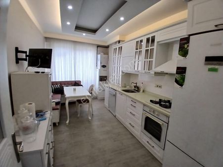 Akçay Emlak'tan Akşehir Çarşı Merkezde Eşyalı Jakuzili Özel Tasarım Kiralık Sıfır 2+1 Daire
