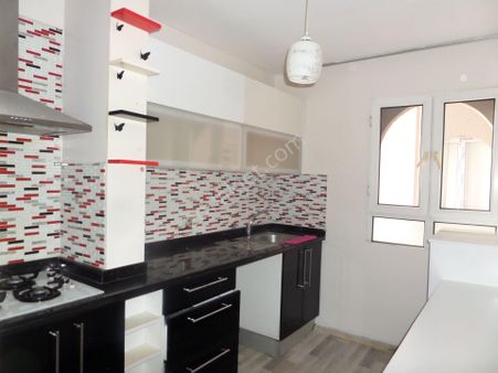 100.yılda,diş Has.karşısı,3+1,kapalı Mut. Doğalgazlı Kiralık Daire