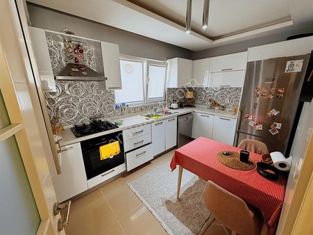 Maltepe Altayçeşme De 7 Yıllık Bina Da İskanlı 2+1 Satılık Daire