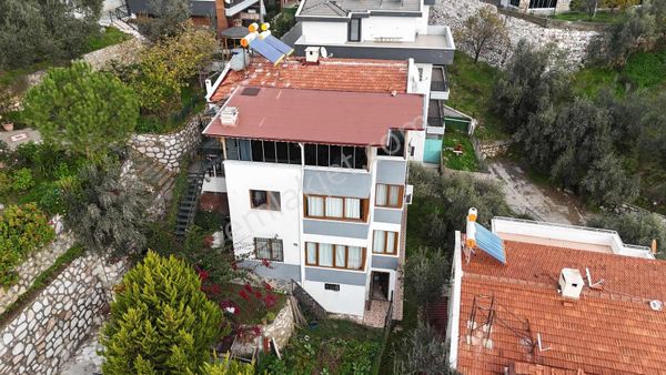 Altınoluk Merkezde 3+2 Deniz Manazarlı Satılık Tripleks