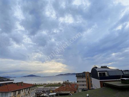 Turyap'tan Altıntepe Sahil'de Deniz Manzaralı Sıfır 4+2 Dubleks