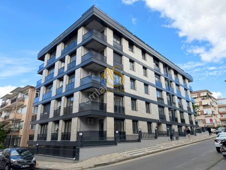 As Emlak’tan 1+1 İcadiyede Sıfır Binada Bahçe Teraslı Lüx Daire