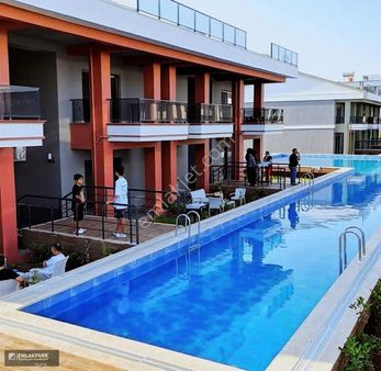 Emlakparkdan Kapızlıda Lüks Site İçerisinde Satılık Villa