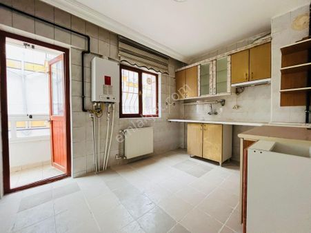 Tuzluçayır İlk Okulu Yakını Ara Katta Bağımsız 3+1 Satılık Daire !!!