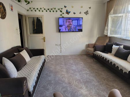 Y.bosna Zafer Mh.ışıldar Sk.ta 2+1 85m2 Satılık Fırsat Arakat Daire