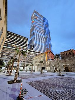 Mahall Bomonti İzmir Kiracısız Çift Cephe Satılık 3+1 Rezidans