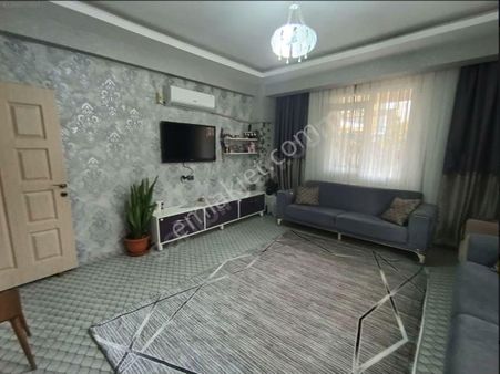 Güzelşehirde 2+0 Giriş Kat Geniş Uygun Daire