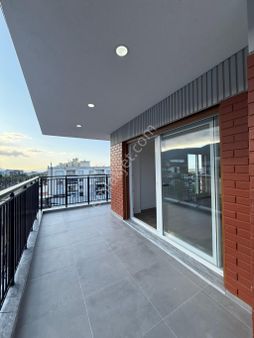 Kuşadası Davutlar Merkezde Satılık Deniz Manzaralı Sıfır Daire