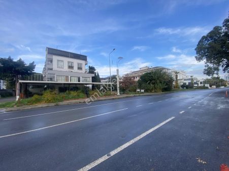 Ayvalık Sarımsaklı Da Satılık Otel.denize 50 Metre Mesafede