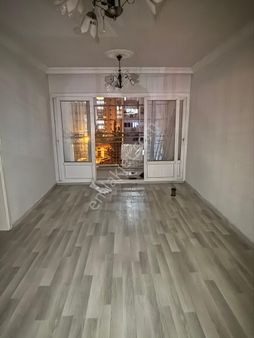 Cadde Üstü Yapılı 3+1