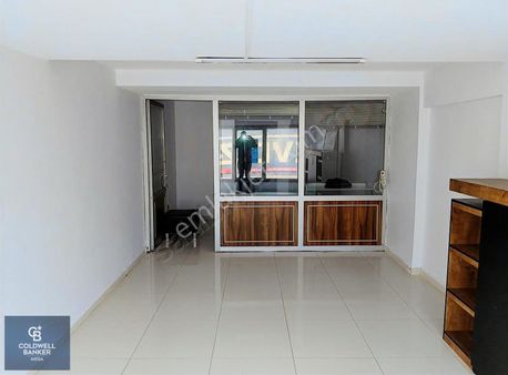 Arnavutköyün Tam Merkezi Avantajlı Konumda Kiralık Büro & Ofis