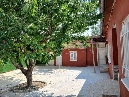 Akçay Emlak'tan Akşehir Yeni Mahalle Sevgi Rehabilitasyon Karşısı Satılık Müstakil Ev