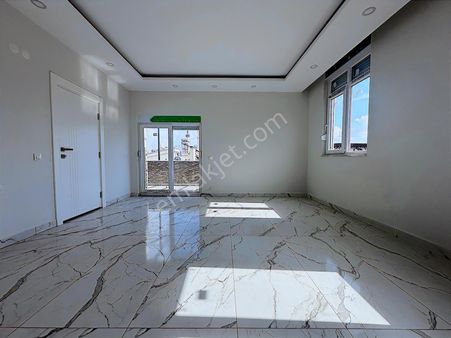 Kepez Kent Meydanı Yanı Sıfır 3+1 Daire, Doğalgazlı, Teraslı