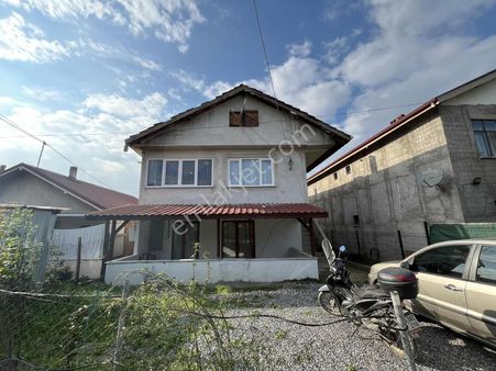 Yön Group'tan Satılık Bahçeli Müstakil Ev