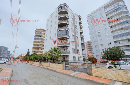 W Property Hürriyette İçel Koleji Yakını Doğalgazlı Kiralık 3+1