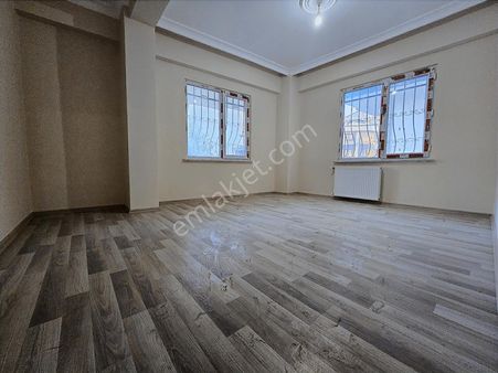 Mimar Yapıdan Satılık 3+1 Krediye Uygun Lüx Daire