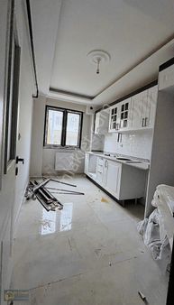 Özçoban Gayrimenkul'den Çarşı Merkezde Satılık Daire