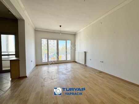 Turyap - 2.bölge Kat Konumunda Okul-avm-ulaşım Yakını 2+1 Daire