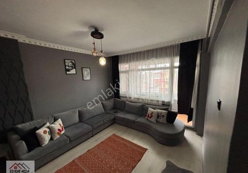 Arda Emlak Ofisinden Kaleici İstiklal Okulu Yakını Ara Kat Balkonlu Daireq