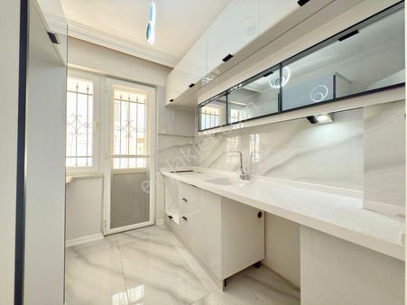 ▇akçayın Merkezin'de Geniş Ön Cephe Çift Balkonlu 3+1 Daire