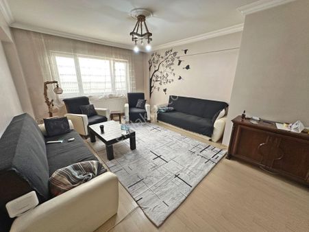 Necmettin Erbakan Kongre Arkasında Yapılı Balkonlu 2+1 Satılık Daire