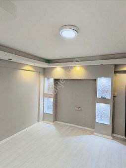 Türker Emlak 2+1 85m2 Bahçeli Doğalgazlı Full Tadilatlı