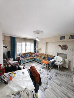 Yeşilyurt Hastane Yakını 3+1 Arakat Cadde Üzeri Bakımlı D.gazlı