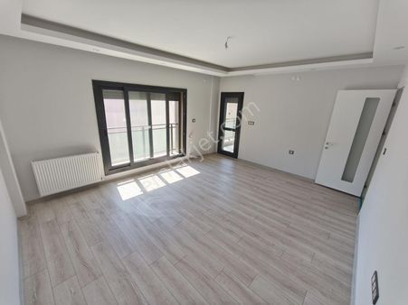 Bahçelievler Mahallesinde Sıfır 3+1 Ebeveyn Banyolu Arakat Ferah