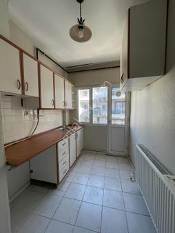 Polat Caddesi Üzeri Arakat 2+1 Doğalgazlı Bakımlı Daire