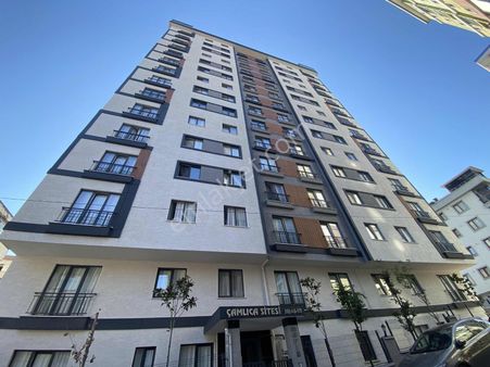 Manzaralı Kapalı Otoparklı Ve İskânlı Yeni Daire...