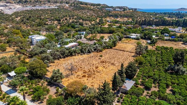 Ortakentte Denize Yürüme Mesafesinde Satılık Arsa