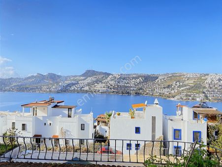 Bodrum Gündoğan Özel Plajlı, Deniz Manzaralı, Satılık 4+2 Villa