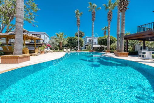 Bodrum Gölköy 2.615 M2 Arsa İçerisinde Satılık 4 Adet 4+1 Villa