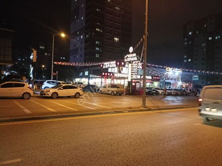 Ahi Mesutta Çok Acil Satılık *kiracılı* Ticari Dükkan