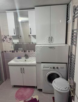 Dostlardan Cumhuriyet De Eşyalı Kiralık Daire