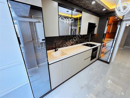 Sincan Mareşal Çakmak Mah'de Ara Katta Full Yapılı Daire