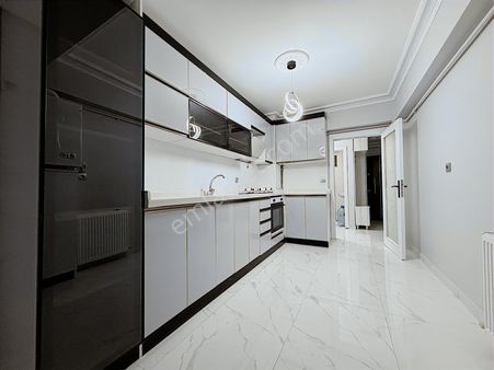 Tandoğan Mah'de Merkezi Konumda 3+1 Full Yapılı Ara Kat Daire