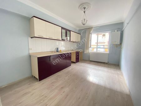 Gökçe Emlak'tan Kiralık 1+1 Masrafsız 50m² Uygun Daire