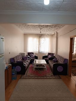 Bağcılar Yenigün Mahallesi 2.kat 2+1 85 M2 Hisseli Satılık Daire