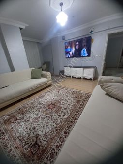 Bahçelievler Cumhuriyet Mahallesi 27 Yıllık Binada 3+1 125 M2 5.kat Asansörsüz Hisseli Satılık Daire