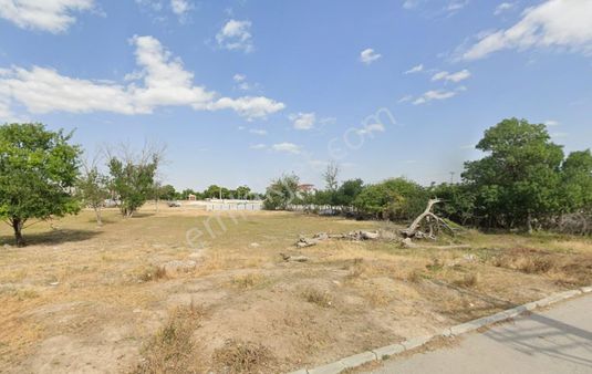 Meram Ayanbeyde Satılık İmarlı 1585m Arsa