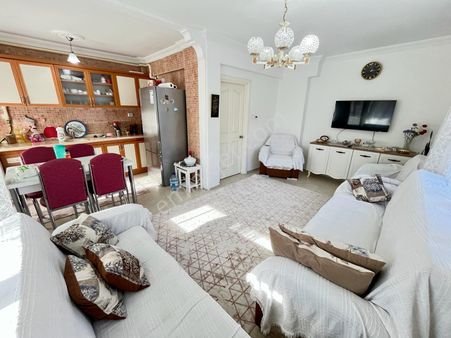 Tek Yetkili Akçay Sezgin Emlaktan Full Kredili & Doğalgazlı 3+1