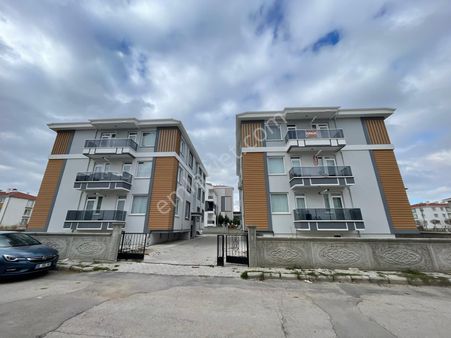 Afyon Üçok Emlaktan Mareşal De 3 Yaş Lüx Bakımlı 3+1 Kiralık Daire